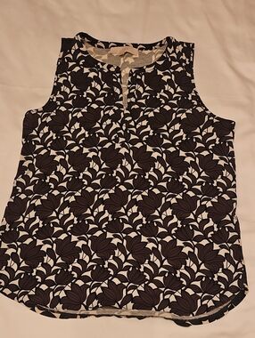 LOFT Black & White Floral Cutout Neck Sleeveless Top